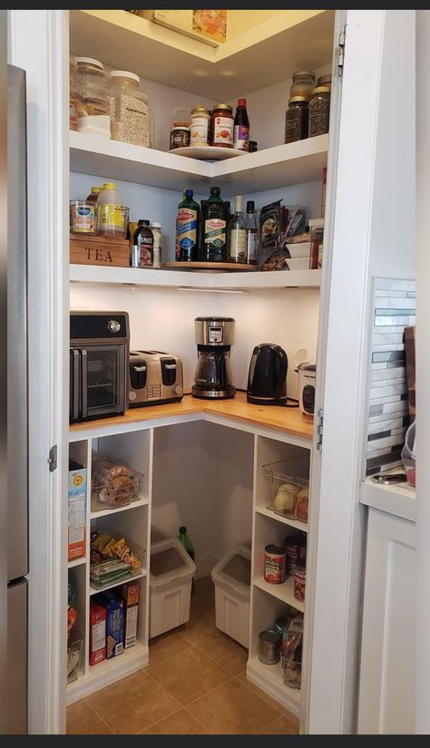 Open Kitchen With Pantry, Corner Small Pantry, Appliance Counter In Pantry, Corner Pantry Floor Plan, Corner Pantry With Appliance Counter, Corner Pantry Measurements, Corner Pantry Unit, Small Corner Pantry Dimensions, Small Walk In Corner Pantry