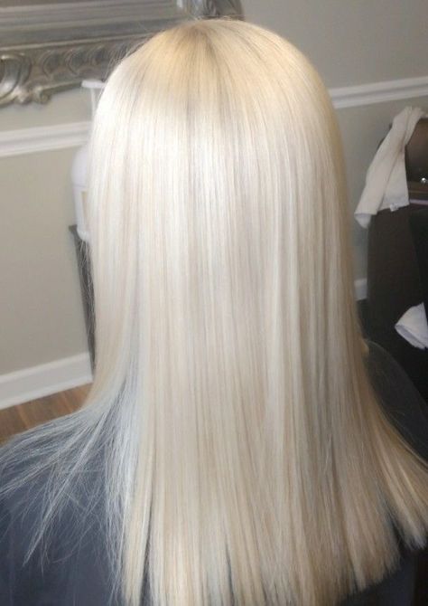 Cool Tone Platinum Blonde, Yellow Blonde Hair, Short Platinum Blonde Hair, Ice Blonde Hair, Perfect Blonde Hair, Bright Blonde Hair, Icy Blonde Hair, Beautiful Blonde Hair, Straight Blonde Hair