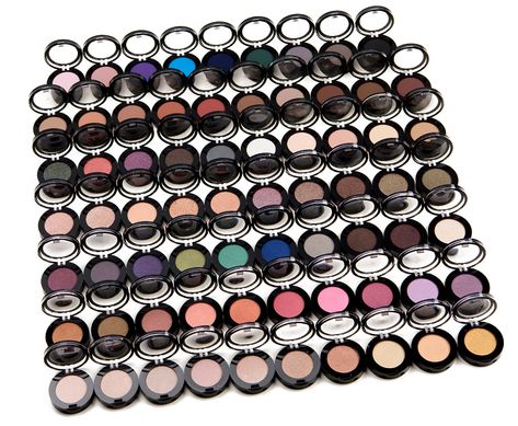 What was your most expensive product flop? Dark Eyeliner, Colorful Eyeshadow Palette, Sephora Brushes, Sephora Eyeshadow, Sparkly Eyeshadow, Makeup Sephora, Eyeshadow For Blue Eyes, Pink Eye Makeup, Pink Eyeshadow