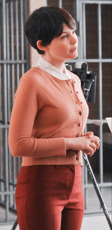 Mary Margaret Style, Ouat Snow White, Mary Margaret, Ginnifer Goodwin, Teacher Outfits, Once Upon A Time, Style Board, Modest Outfits, Hair Hacks