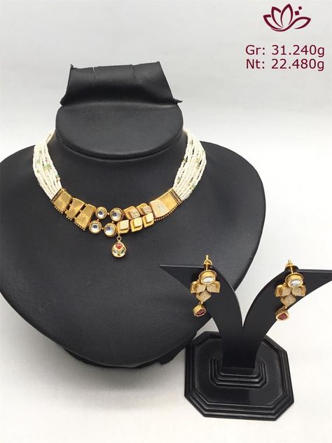 30 Gms Gold Necklace, Kundan Gold Jewellery, Kundan Rings, Moti Set, Accessories Photoshoot, Moti Necklace, Jewellery Design Ideas, Ruby Ring Vintage, Mangal Sutra