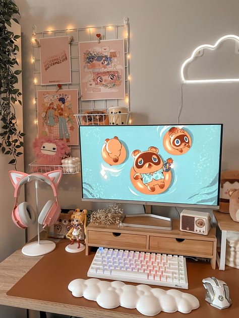 Parents Anime, Cosy Gaming, Aesthetic Setup, Accessories Small Business, Cute Gaming, Gaming Nintendo, Small Game Rooms, Nerd Room, Tiara Accessories