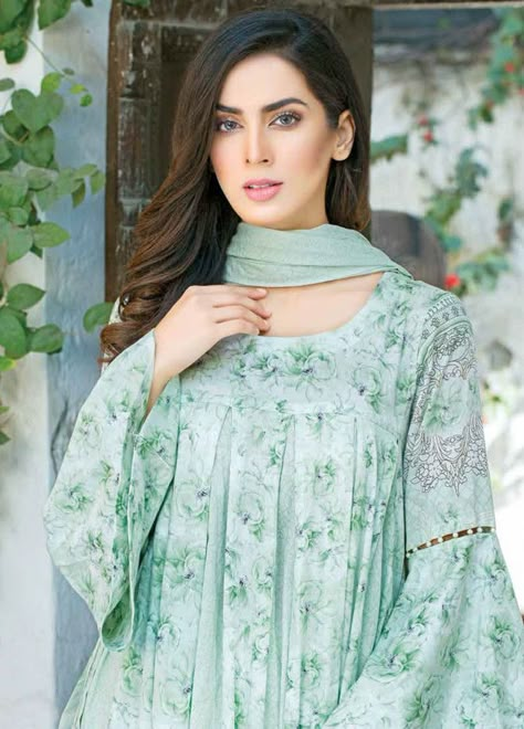 Five Star Classic Lawn Volume 3 2019 Collection | Five Star Lawn Volume 3 2019 | Sanaulla Online Store Kurti Sleeves Design, Girls Dresses Sewing, Frock Fashion, Pakistani Fashion Casual, Pakistani Fashion Party Wear, Pakistani Dresses Casual, Girls Frock Design, Salwar Kamiz, Dress Neck Designs