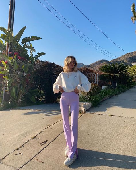 brit harvey 🍒🍒🦋🦋🌈🌈🍓🍓👽👽☁️☁️🍭🍭💚💚 on Instagram: “Pastels forever <3 💜🌼💜🌼💜obsessed with @hm sustainable collection rn 🤤 #HMLeague #HMxME” Brit Harvey, Lavender Pants, Khakis Outfit, Comfy Casual Outfits, Instagram Pose, Purple Rain, Western Outfits, Pants Outfit, Comfy Outfits