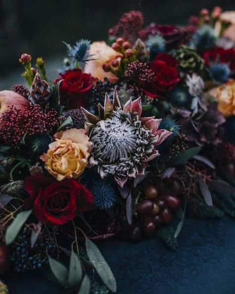 Burgundy Wedding Centerpieces, Fall Wedding Color Schemes, Marriage Day, Jewel Tone Wedding, Alpine Plants, Garden Types, Moody Wedding, Fall Wedding Decorations, Fall Wedding Colors