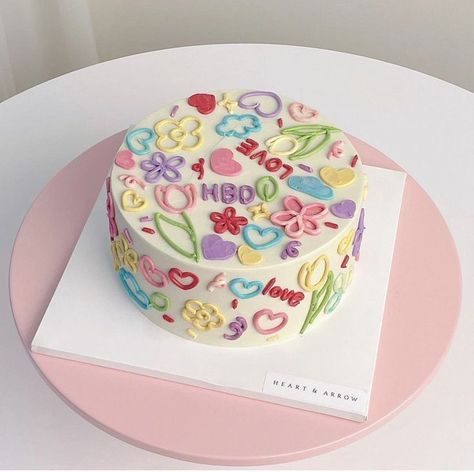 Birthday Cake Funny, Cakes Creative, Cakes Pretty, Doodle Cake, Bolo Vintage, Cake Funny, Minimalist Cake, Bake A Cake, Fruity Cake