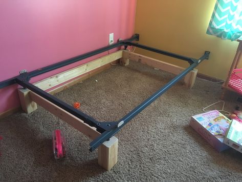 Bed Riser, Bed Risers Diy, Diy Bed Risers, Bed Frame Risers, Diy Twin Bed, Bed Risers, Pallet Furniture Bedroom, Pallet Bed, Diy Bed Frame