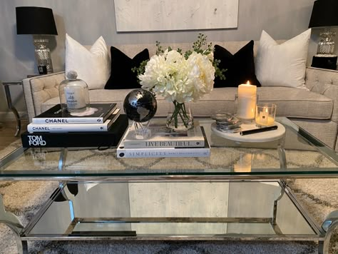 Contemporary Coffee Table Decor, Glass Coffee Table Styling, Coffee Table Centerpiece Ideas, Glass Coffee Table Decor, Modern Coffee Table Decor, Rectangular Glass Coffee Table, Coffee Table Decor Ideas, Square Glass Coffee Table, Coffee Table Arrangements