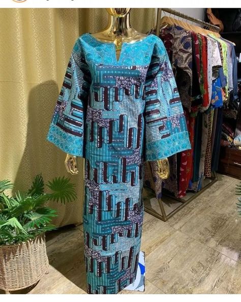 Kampala Kaftan Styles For Women, Eid Outfits African, African Wear Designs, Caftan Dress Kaftan, Boubou Styles, Boubou Styles For Women, Kaftan Styles, Ankara Long Gown Styles, Long African Dresses