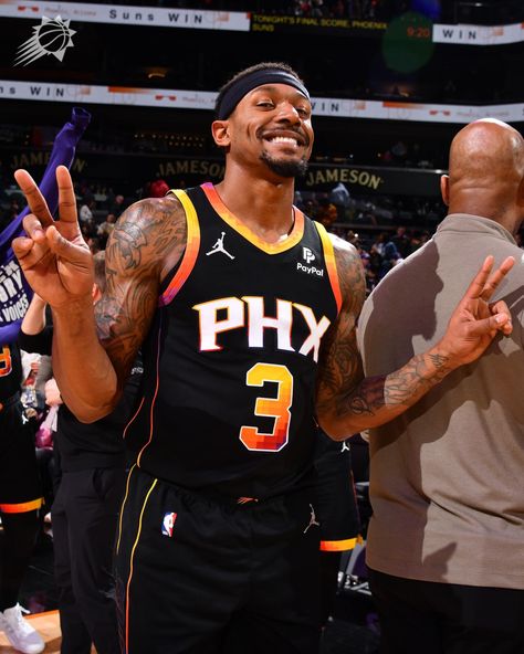 Bradley Beal, Super Rich Kids, Nba Pictures, Super Rich, Phoenix Suns, Rich Kids, Pretty Men, Basketball Players, Nba