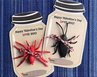 Love Bug Valentine, Bug Valentines, Valentines Diy Kids, Valentines Kids, Kids Valentines, Chocolate Caliente, Love Bug, Glow Sticks, Valentine Cards