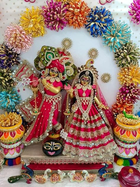 God Dress, Deity Clothes, Diy Lace Trim, Mandir Decoration, Lotus Flower Pictures, Janmashtami Decoration, Radhe Krishna Wallpapers, Bal Gopal, Laddu Gopal Dresses