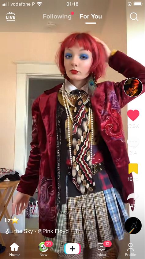 Masc Maximalism, Maximalism Fashion Men, Clownpunk Fashion, New Wave Fashion Men, Decopunk Fashion, Plus Size Maximalist Fashion, Maximalist Punk, Cognitive Overload, Tacky Outfit