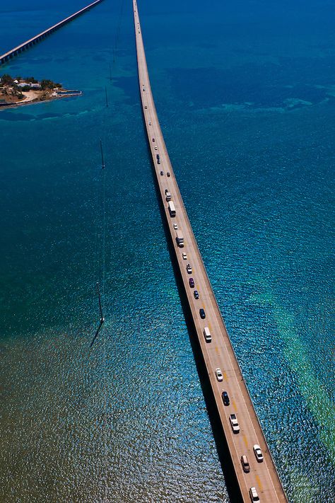 Florida Keys Aesthetic, Seven Mile Bridge, Keys Aesthetic, Two And Half Men, Keys Florida, Key Largo Florida, Travel Local, Fl Keys, Miami Travel