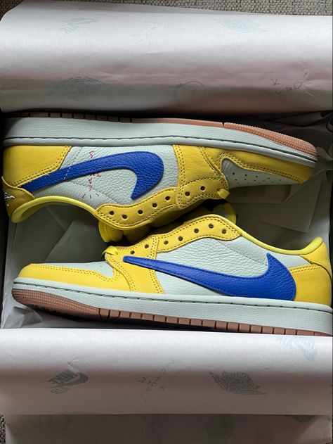 Travis Scott Jordan 1s Canary Travis Scott Shoes Outfit, Travis Scott Shoes, Jordan 1s, Travis Scott, Outfits Ideas, Old Money, Me Too Shoes, Graffiti, Jordan