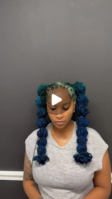 LocNationThe Movement on Instagram: "⭐️⭐️⭐️⭐️@__slaybynae 😍bubble ponytails so cute ! 😍  #slaybynae🥰 #womenlocs #atllocs #dmvloctician #dmvlocstylist #womenlocstyles #travelingloctician" Bubble Ponytail Locs, Loc Bubble Ponytail, Locs With Scarf, Locs In Ponytail, Loc Ponytail Styles, Bubble Ponytail, Dreadlock Styles, Ponytail Styles, Loc Styles