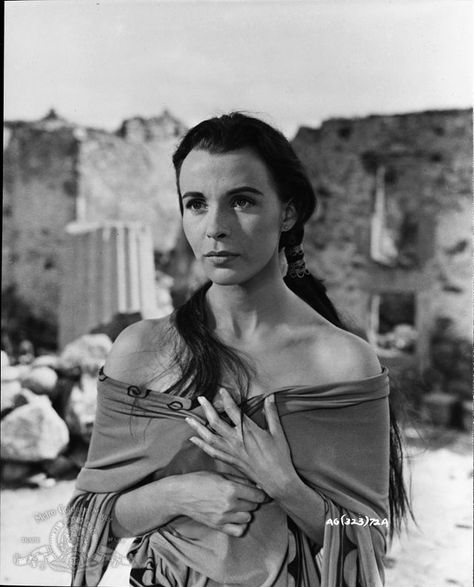 Claire Bloom in Alexander the Great Claire Bloom, Crimes And Misdemeanors, Islands In The Stream, Richard Burton, Clash Of The Titans, Elegant Beauty, Cinema Film, Alexander The Great, English Actresses