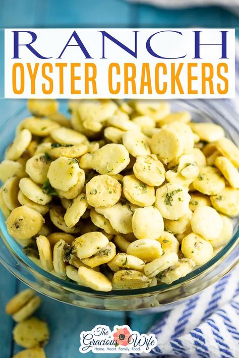 Quick, easy and absolutely addictive, these delicious Ranch Oyster Crackers make the perfect snack! Packed with buttery flavor and just 5 ingredients, make them for Christmas, parties, or just for yourself! Ranch oyster crackers are tossed in butter, herbs, and spices then baked to perfection for a ridiculously delicious and easy bite. | @graciouswife #ranchoystercrackers #easyholidaysnackfood #ranchcrackers #oystercrackers Charcuterie Christmas, Oyster Crackers Recipe, Wife Recipes, Ranch Oyster Crackers, Ranch Crackers, Crackers Recipe, Pinterest Christmas, Spinach Mushroom, Oyster Crackers