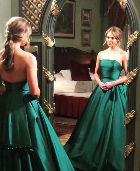 Emerald Ball Gown, Emerald Green Ball Gown, Hollywood Glamour Dress, Hollywood Gowns, Green Ball Gown, Green Princess, Glamour Dress, Strapless Gown, Emerald Jewelry