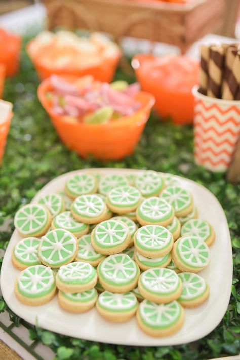 Lime Party Decorations, Farm Party Backdrop, Lime Birthday Party, Wooden Crate Table, Party Food Carts, Citrus Centerpiece, Harvest Birthday Party, Tequila Tuesday, Slice Cookies