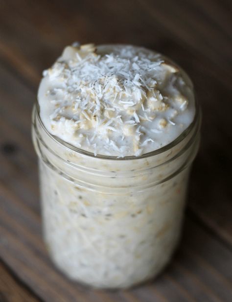 Coconut Overnight Oats, Fast Food List, Night Oats, Healthy Make Ahead Breakfast, Breakfast Favorites, Breakfast Oats Overnight, Protein Rich Breakfast, Oat Recipes Healthy, Overnight Oats Recipe Healthy