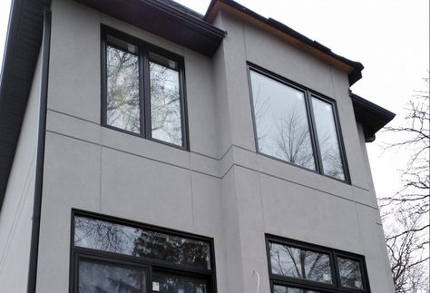 The Ultimate Guide Of EIFS Stucco And How It Should Work Scored Stucco Exterior, Acrylic Stucco Exterior, Stucco Trim Around Windows, Stucco Exterior Ideas, Stucco Design, Cladding Systems, Stucco Homes, Insulation Board, Stucco Exterior