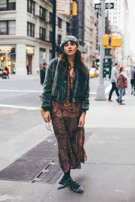 12 Outfits New York City Girls Would Wear Over and Over Again via @WhoWhatWearUK Natalie Off Duty, Boho Street Style, Stile Boho Chic, Outfits New York, Trendy Jackets, Style Muse, Minimal Chic, Estilo Boho, Mode Inspiration