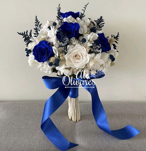 Blue Quinceanera Theme, Soft Blue Wedding, Quince Planning, Royal Blue Quince, Blue Bridal Bouquet, Star Themed Wedding, Blue Flower Arrangements, Blue Flowers Bouquet, Royal Blue Flowers