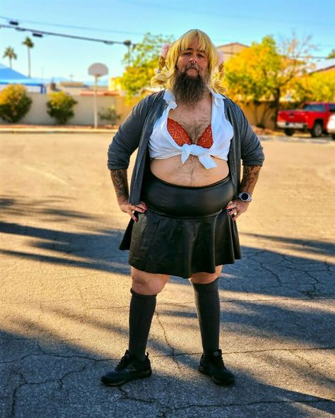 Britney Spears Costume, Dorothy Costume, Diy Couples Costumes, Mermaid Man, Image Halloween, Halloween Crafts For Toddlers, Odd Stuff, Scary Costumes, Halloween This Year