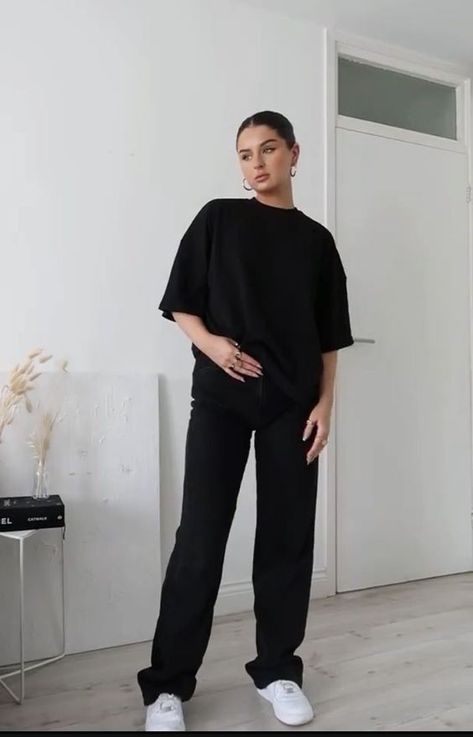 Mode Casual, Looks Street Style, Looks Black, Outfit Trends, Teenage Girls, All Black Outfit, Mode Inspo, Outfit Style, 가을 패션