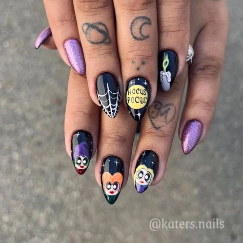 Hocus Pocus Halloween Nails, Disney Inspired Halloween Nails, Hocus Pocus Inspired Nails, Hocus Pocus Acrylic Nails, Casper Nails, Hocus Pocus Nails Acrylic, Spooky Disney Nails, Addams Family Nails, Halloween Movie Nails