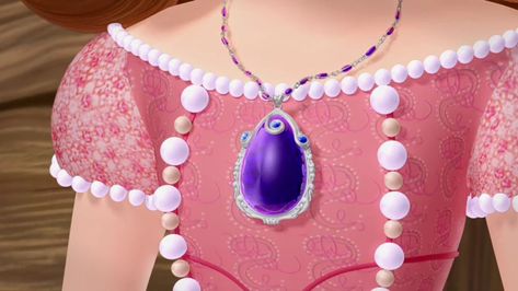 Amulet Of Avalor, Sofia Amulet, Princess Elena Of Avalor, Disney Princess Sofia, Princess Sofia The First, Princess Charm School, Princess Sophia, Tangled Party, Tinkerbell Party