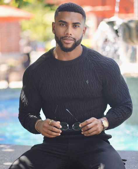 Austin Dunham Austin Dunham Style, Austin Dunham, Black Men Casual Style, Black Men Haircut, Black Outfit Men, Black Men Fashion Casual, Black Men Fashion Urban, Black Men Haircuts, Best Mens Fashion