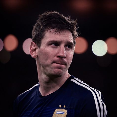 Messi Crying, Ronaldo Goals, Fc Barcelona Wallpapers, Peaky Blinders Tommy Shelby, Football Schedule, Match Score, Lionel Messi Wallpapers, Messi Photos, Lionel Andrés Messi