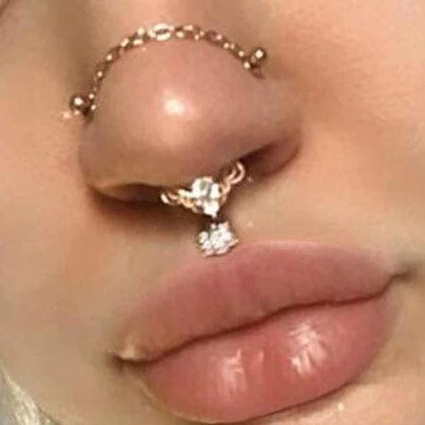 Double Stud Nose Piercing, Double Nose Piercing Chain, Nose Chain Piercing, Nose Piercing Chain, Stud Aesthetic, Double Nostril Piercing, Chain Piercing, Piercing Chain, Ashley Piercing