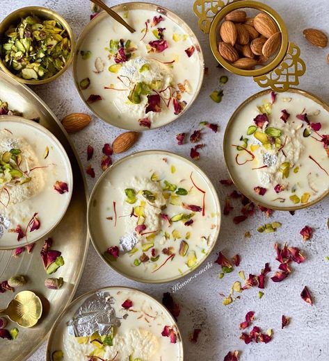 Rasmalai Aesthetic, Wedding Recipes, Ras Malai, Chef Boyardee, Dessert Box, Dessert Photography, Sweet Dishes Recipes, Catering Ideas, Dessert Boxes