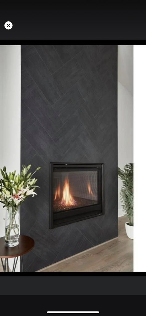 Flat Wall Fireplace Ideas, Modern Fireplace Tiles, Amazing Fireplaces, Tiled Fireplace Wall, Black Fireplace Wall, Black Mantle Fireplace, Fireplace Accent Wall, Black Tile Fireplace, Slate Fireplace Surround