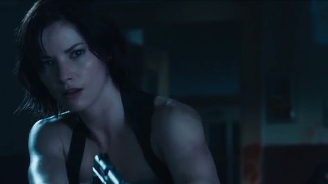 Sienna Guillory, Jill Valentine, Superhero Characters, Resident Evil, Live Action, Quick Saves