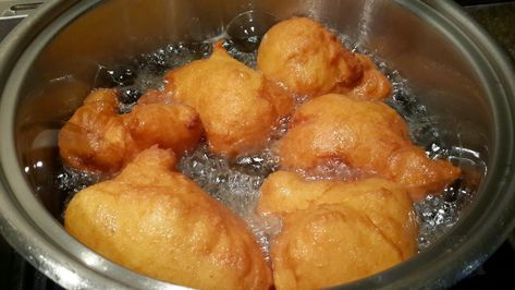 Pumpkin Fritters African Bread Recipe, Vetkoek Recipe, Fat Cakes Recipe, Baking Powder Recipe, Rusk Recipe, African Cooking, Tart Dessert, African Recipes, Baking Recipes Cookies