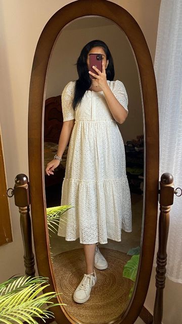 Chickenkari Frock Designs, Off White Kurti Designs Party Wear, White Hakoba Dress, White Frock Design, Hakoba Frocks For Women, White Frocks For Women, Hakoba Dress, Frock Models For Women, Feeding Dresses