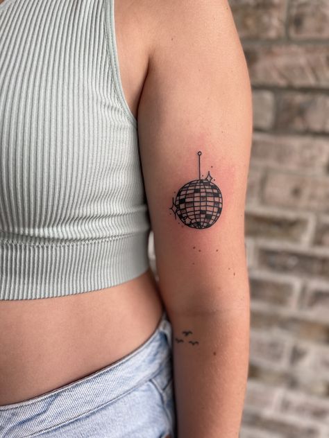 Mirror All Tattoos, Mirror Ball Tattoo Taylor Swift, Mirror Ball Taylor Swift, Mirror Ball Tattoo, Mirrorball Tattoo, Harry Styles Tattoos Inspiration, Mirror Tattoo, Disco Ball Tattoo, Folklore Tattoo