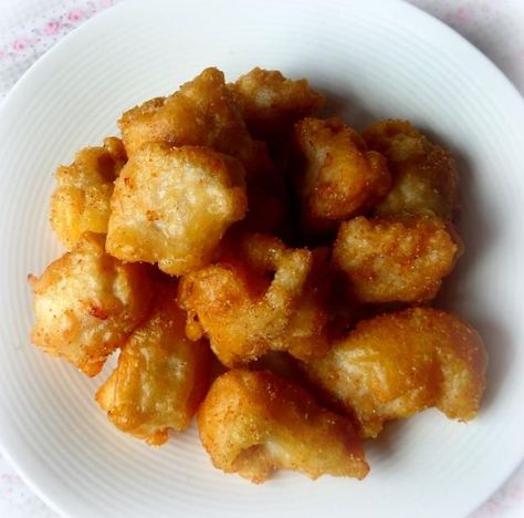 The English Kitchen: Sweet And Sour Chicken Balls . . . Combo Number Nine Part Deux Sweat And Sour Chicken, Chinese Chicken Balls Recipe, Sweet And Sour Chicken Balls, Easy Chicken Nugget Recipes, Chicken Batter, Homemade Chinese Food, Chinese Chicken Recipes, Chicken Balls, Sweet And Sour Sauces