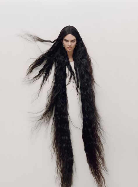 Kendall Jenner in Garage's 18th Issue Stephanie Seymour, Iconic Artwork, Editorial Hair, Khloe Kardashian, Kendall Jenner, Synthetic Hair, Fashion Photographer, Justin Bieber, Editorial Fashion