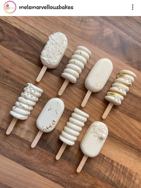 Cakesicle Recipes, Magnum Cake, White Dessert Tables, Fancy Donuts, Treat Business, Chocolate Covered Desserts, Cookie Cake Designs, Cake Pop Designs, White Desserts