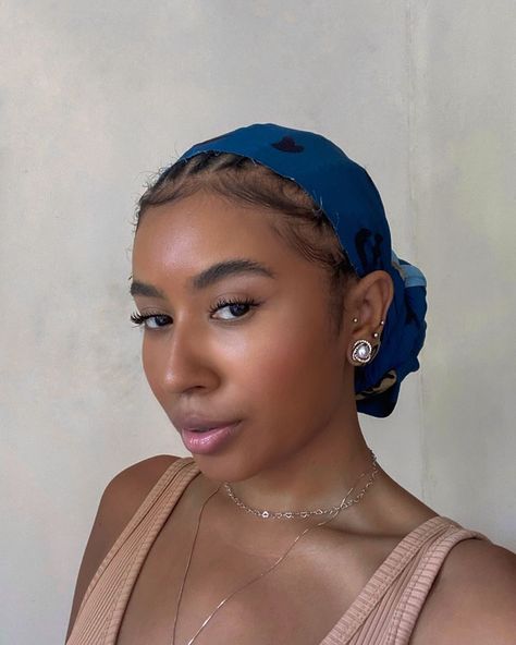 Scarf Braids 101: Perfect Styles for Newbies Black Women Scarf Hairstyles, Veiling Styles, Braid With Scarf, Head Scarf Outfit, Scarf Updo, Turban Styles, Christian Veils, Headwrap Hairstyles, Short Box Braids Hairstyles