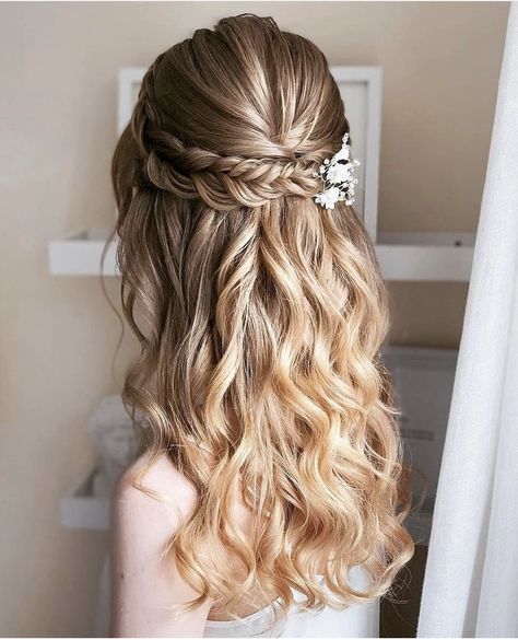 Bridal Hair Half Up, Bridal Hair Down, Half Up Wedding Hair, Wedding Hair Half, Long Hair Wedding Styles, Prom Hairstyles For Long Hair, Front Hair Styles, Wedding Hairstyles Half Up Half Down, Wedding Hair Inspiration