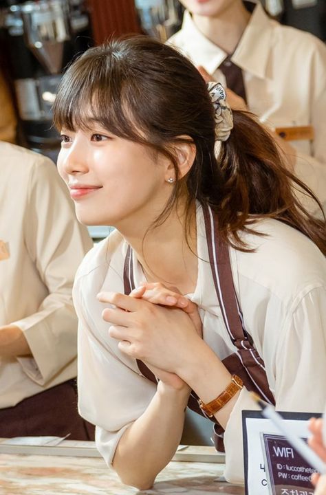 Suzy Bae Fashion, Drama Photography, Suzy Bae, Korean Hair Color, I Love Cinema, Beauty Goals, Bae Suzy, Hair Reference, Asian Hair