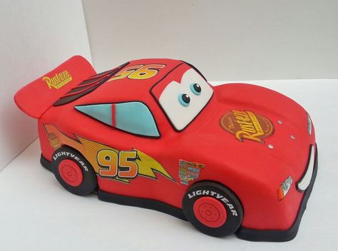 Lighting Mcqueen Cake, Mcqueen Car Cake, Affordable Room Decor, Disney Cars Cake, Lightning Mcqueen Cake, Mcqueen Cake, 3d Lighting, Cake 3d, Lighting Mcqueen