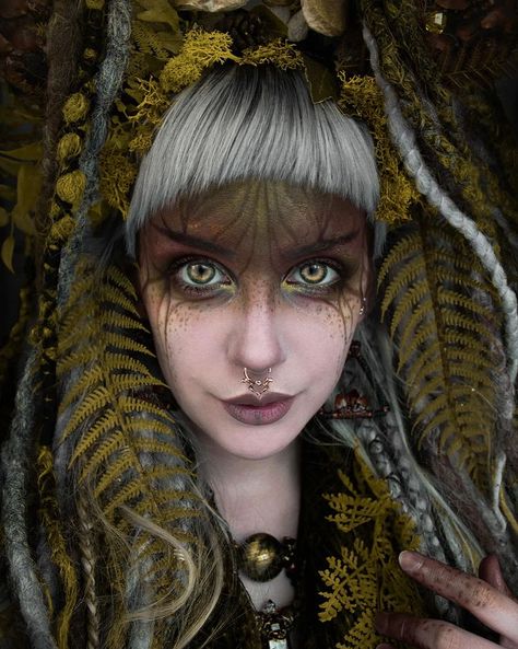 Huntress Makeup, Woodland Fairy Makeup, Faun Makeup, Pagan Makeup, Mushroom Costume, Nature Witch, Elf Cosplay, Forest Elf, Witch Makeup