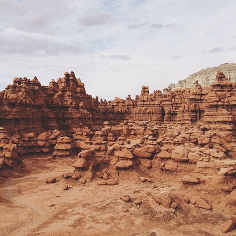 Tara Markov, Goblin Valley State Park, Goblin Valley, Desert Aesthetic, Desert Dream, Desert Life, Desert Vibes, Fury Road, Fallout New Vegas